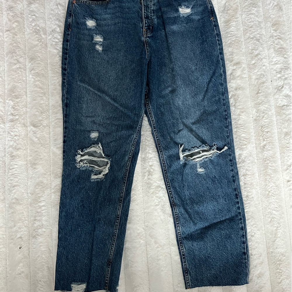 FREE PEOPLE NWOT Dark Blue Distressed Jean Crvy Jeans